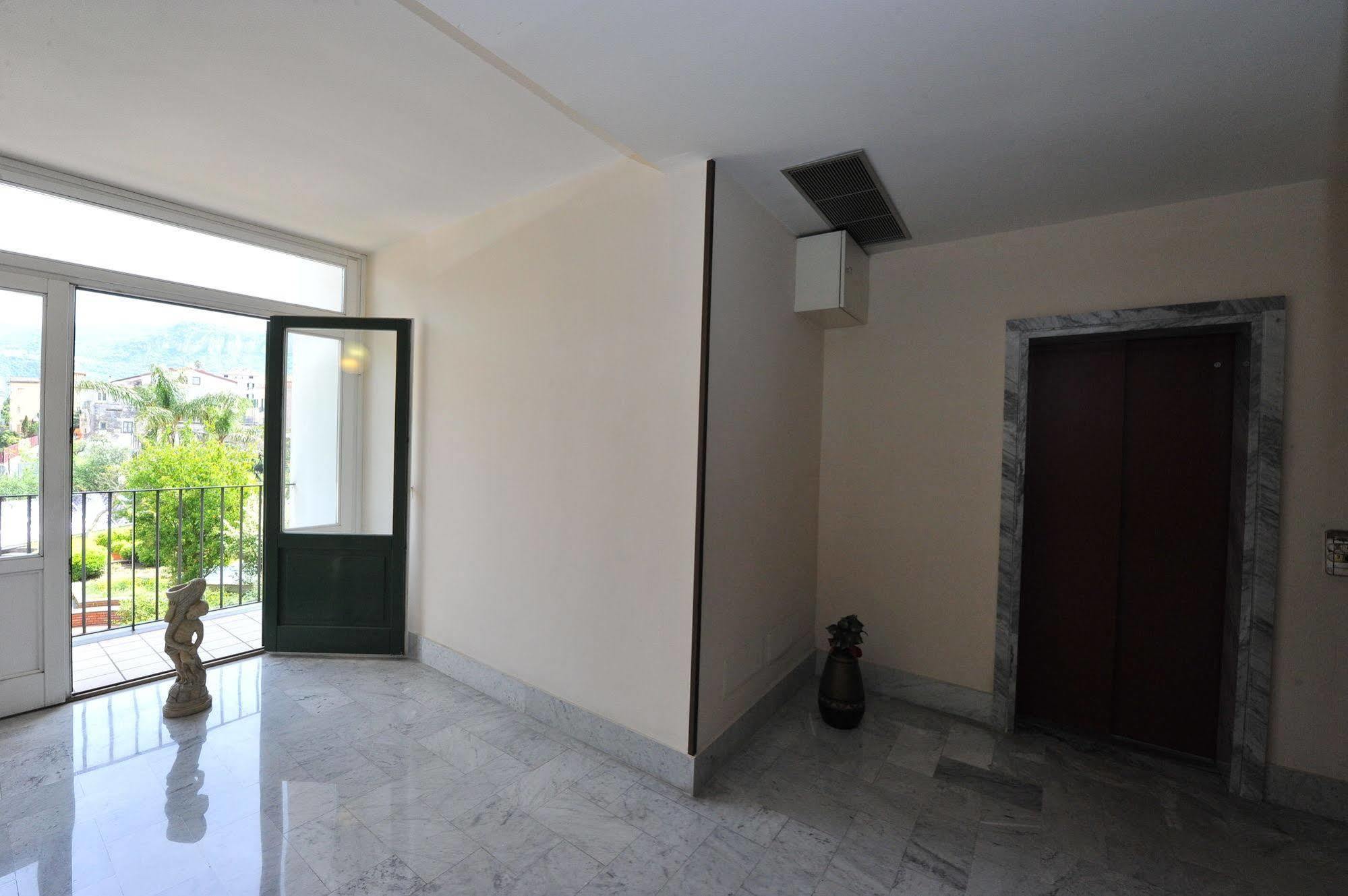 Victor'S House Apartment Sant'Agnello Exterior photo